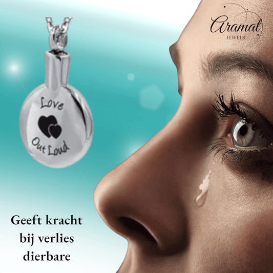 Ronde ashanger met hartjes – Love out loud - Aramat Jewels - Gedenkhangers - cadeautip