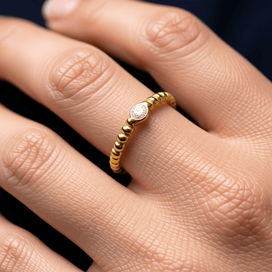 Stalen Damesring - Steentje & Streepjesmotief - Verstelbaar - 4mm - RVS - Aramat Jewels - Ringen - cadeautip