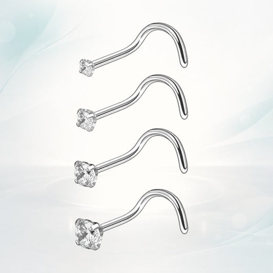 Gebogen zilveren neusknopen met heldere edelstenen aan de uiteinden.