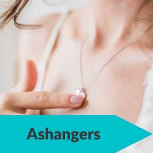 Moderne ashangers van staal voor ter herinnering. - Aramat Jewels