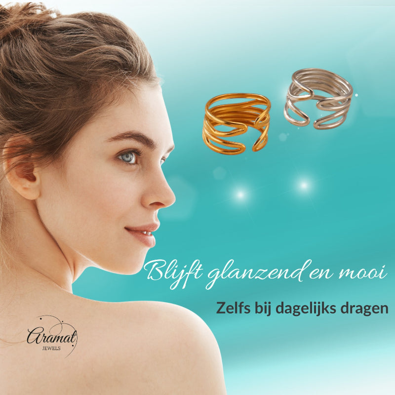 Brede One Size Ring RVS met Modern Lijnenspel (14 mm)