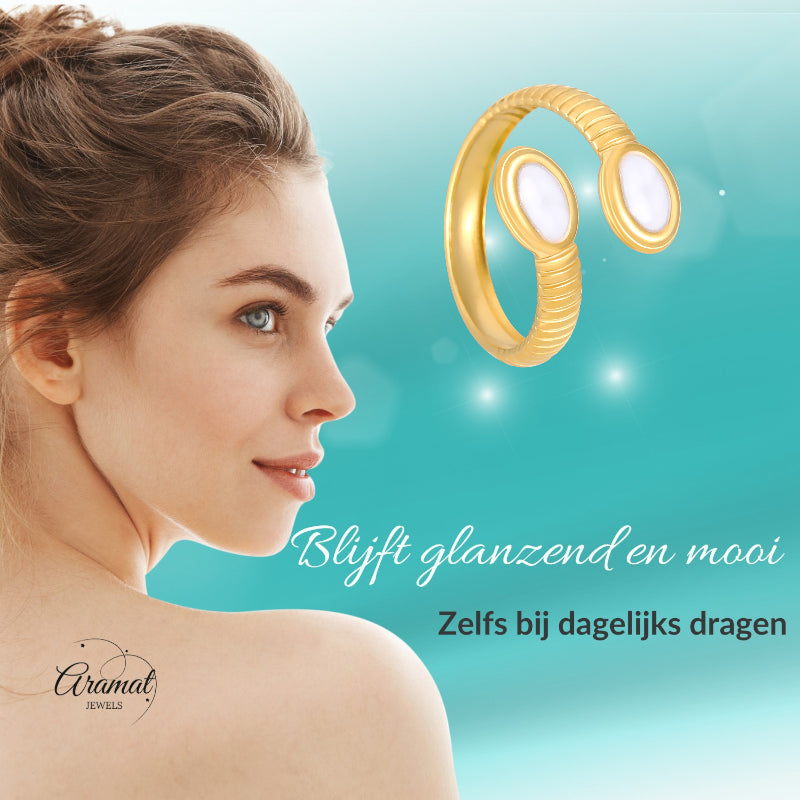 Verstelbare RVS Ring met Parelwitte Emaille Ovalen - Goudkleur (15 mm)