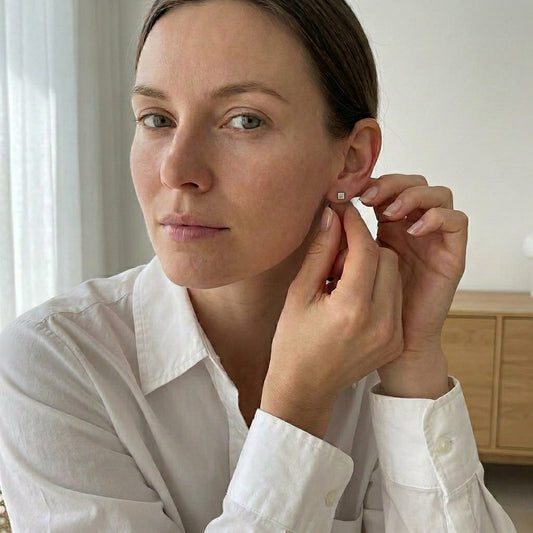 Stud Earrings – Steel Square Silver Colored (4mm) 