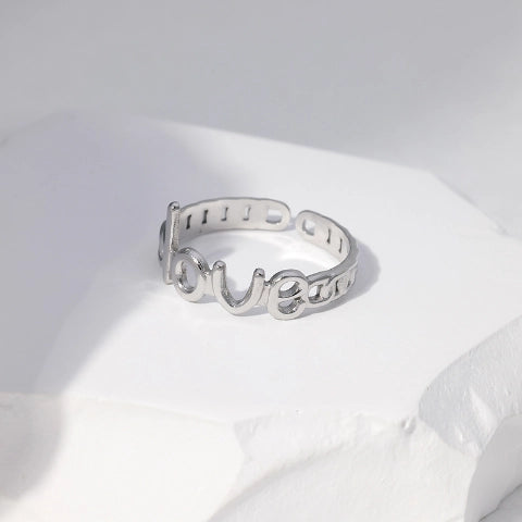 Open Ring Schakel Motief met 'Love' Letters (8 mm Verstelbaar)