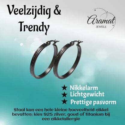 Zwarte RVS Oorringen met Grieks Motief - 25 mm