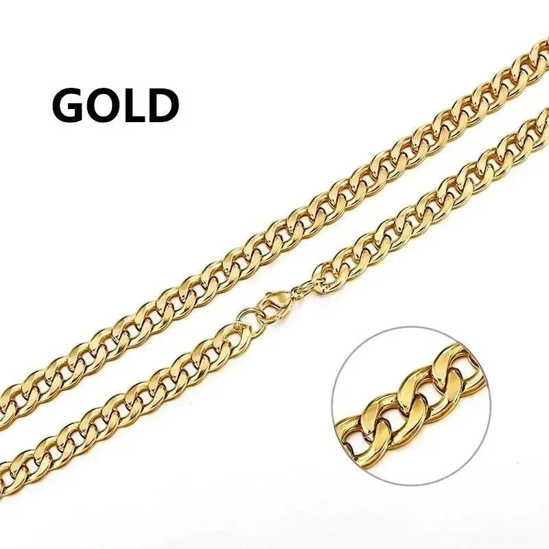 Aramat Jewels goudkleurige gourmet ketting van roestvrij staal met platte schakels en een stevige karabijnsluiting.