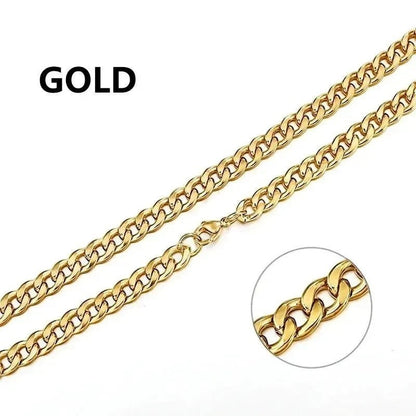 Aramat Jewels goudkleurige gourmet ketting van roestvrij staal met platte schakels en een stevige karabijnsluiting.