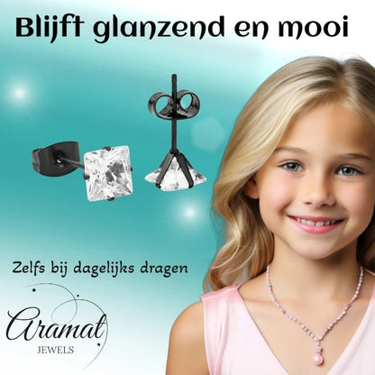 Aramat Jewels oorbellen van zwart roestvrij staal met vierkante zirkonia steen van 6mm.