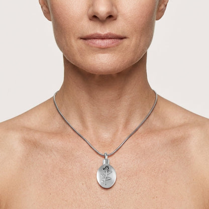 Ashanger Ovaal met Roos - Zilverkleurig RVS - Aramat Jewels - Gedenkhangers - cadeautip