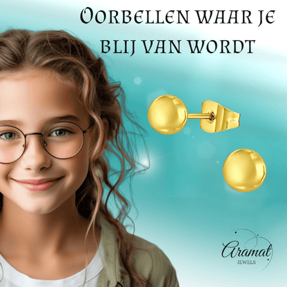 Bolletjes oorbellen – Goudkleur – 5mm - oor2191 - XE5558 - Oorbellen kopen# - 5mm - alles - bolletjes