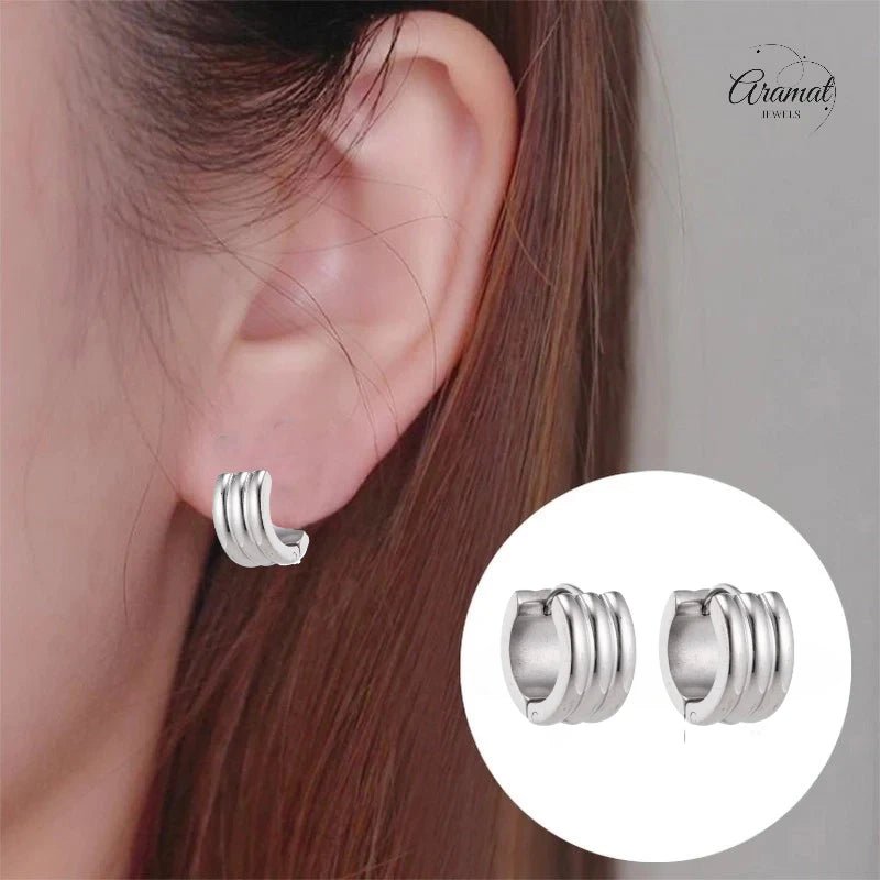 Brede Zilverkleurige Stalen Oorringen 13x7mm - oor5823 - se20001 - Oorringen kopen# - 13mm - 7mm - alles