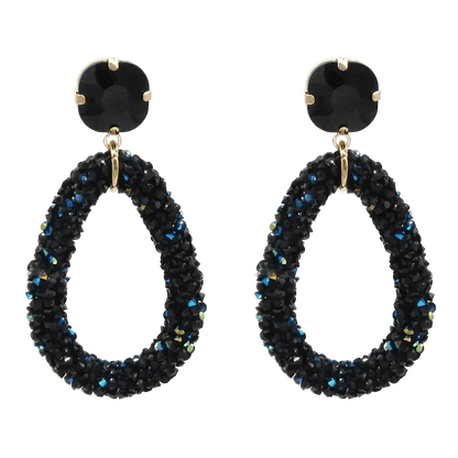 Paar druppelvormige zwarte glitter oorbellen met knopjes.