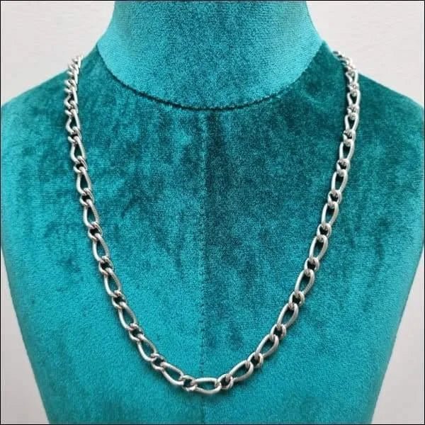 Een ketting met een ketting eraan