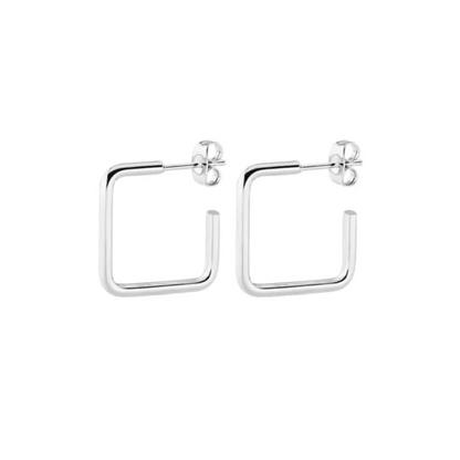 Een paar vierkante oorbellen met een vierkant ontwerp