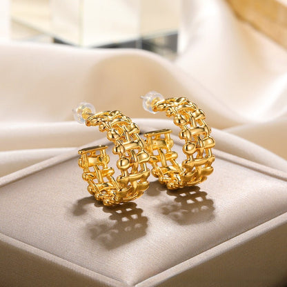 Goudkleurige Gevlochten Halve Oorringen 25x10mm - Aramat Jewels - RVS Sieraden - Oorbellen - cadeautip