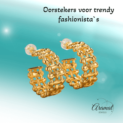 Goudkleurige Gevlochten Halve Oorringen 25x10mm - Aramat Jewels - RVS Sieraden - Oorbellen - cadeautip