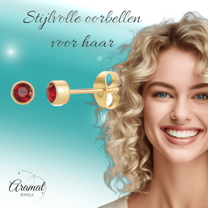 Goudkleurige Oorstekers 4mm - Rood Kristal - oor4609 - Oorbellen kopen# - 4mm - alles - cadeau