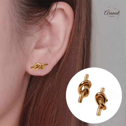 Goudkleurige Oorstekers met Knoop – 14x5,5mm RVS - oor6352 - 557085 - Oorbellen kopen# - 14mm - alles - cadeau