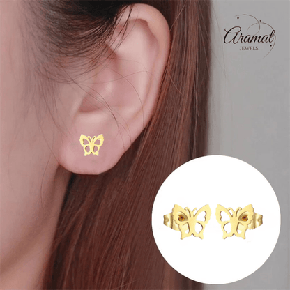 Goudkleurige vlinder oorstekers 9 mm - Aramat Jewels - Oorbellen - cadeautip