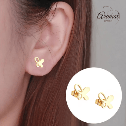 Goudkleurige vlinder oorstekers 9x8 mm - Aramat Jewels - Oorbellen - cadeautip