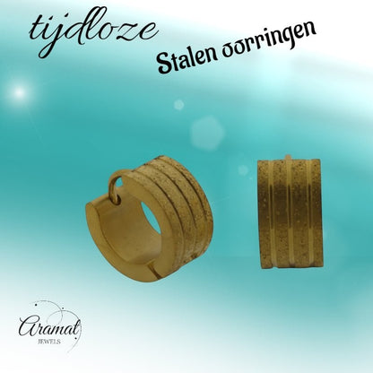 Huggies – Goudkleurig RVS Gediamanteerd met Sandblasted Streepjes - Aramat Jewels - Oorringen - cadeautip