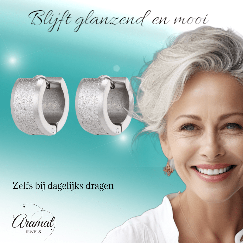 Mat Zilverkleurige RVS Oorringen met Sandblasted Streep - oor5788 - se24030 - Oorringen kopen# - 13mm - 7mm - alles