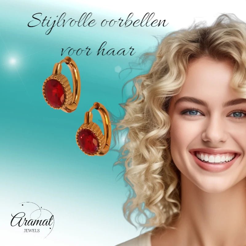 Mini Oorringen RVS Goudkleur – 15mm – Rode Ovale Zirkonia - oor6327 - 642323 - Oorringen kopen# - 15mm - alles - cadeau