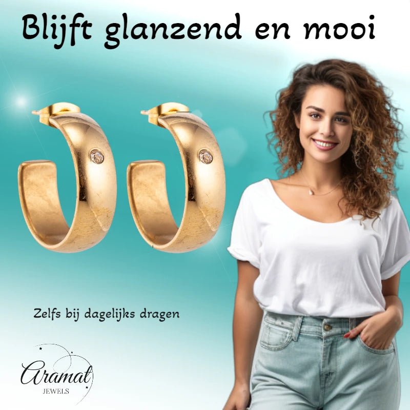 Oorbellen – 23mm Hoepel Creool Zirkonia Accent RVS Goudkleur Unisex - Aramat Jewels - Oorringen - cadeautip