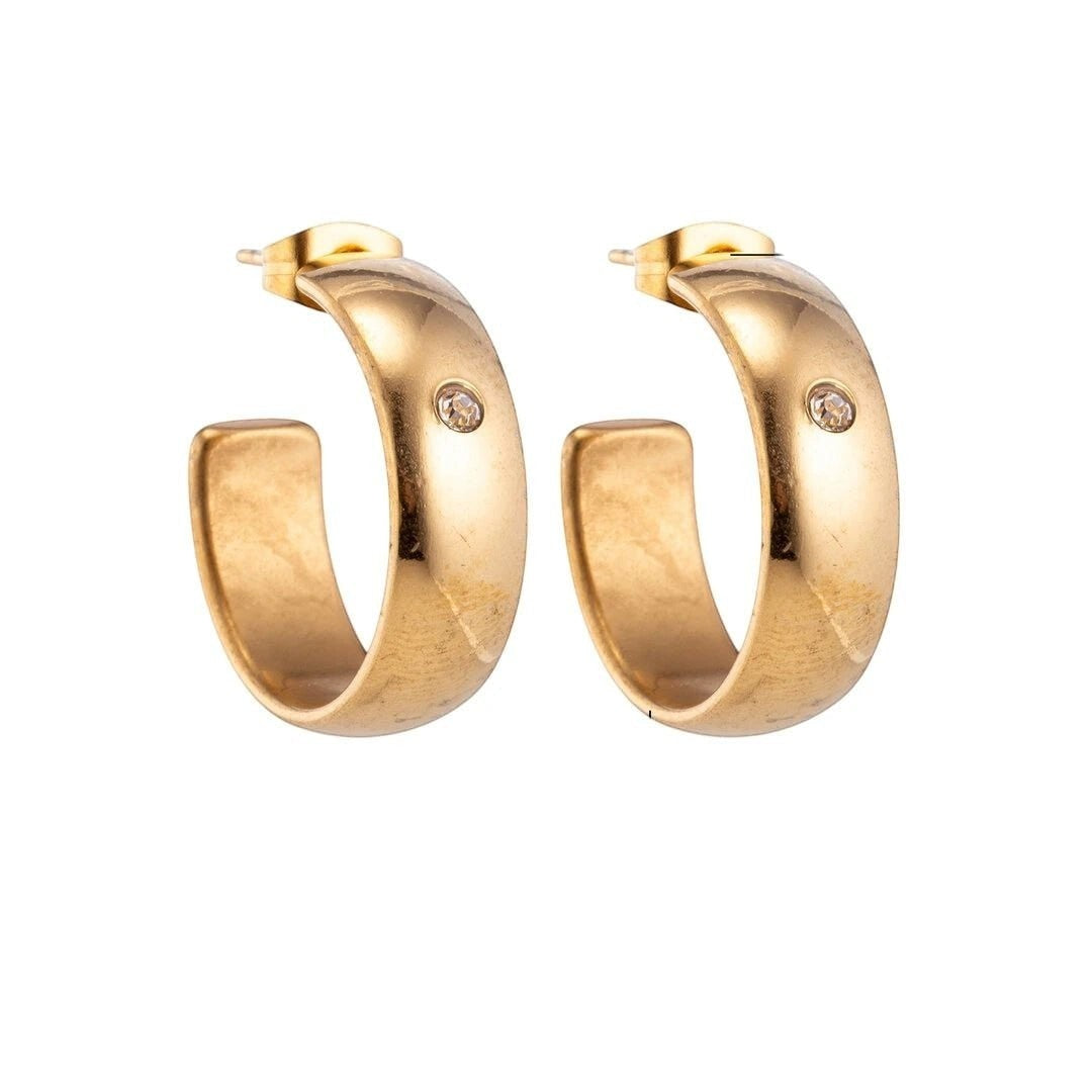 Oorbellen – 23mm Hoepel Creool Zirkonia Accent RVS Goudkleur Unisex - Aramat Jewels - Oorringen - cadeautip