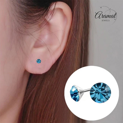 Steel Crystal Earrings with sapphire blue stone – Silver color – 3mm