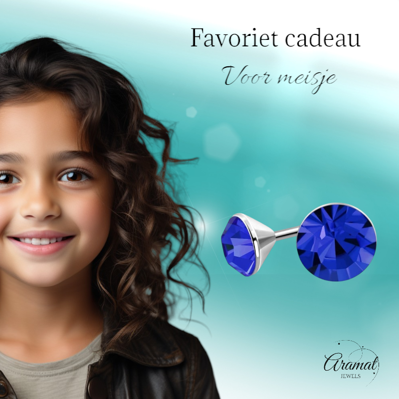 Steel Crystal Earrings with royal blue stone – Silver color – 3mm