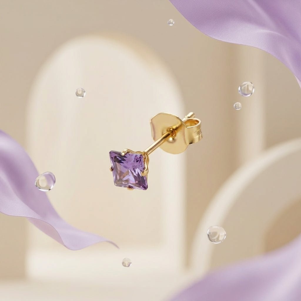 Oorbellen – RVS Goudkleur met Paarse Vierkante Zirkonia (4mm) - Aramat Jewels - Oorbellen - cadeautip