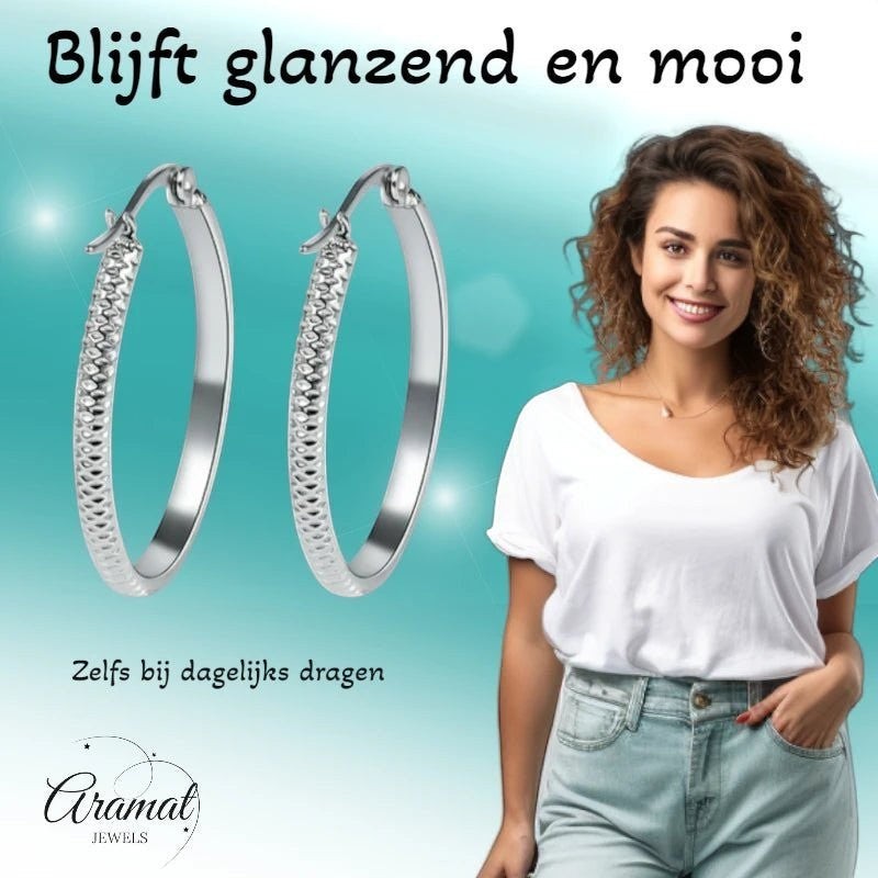 Oorringen – 30mm Creool Puntjes Patroon RVS Zilverkleur Dames - Aramat Jewels - Oorringen - cadeautip