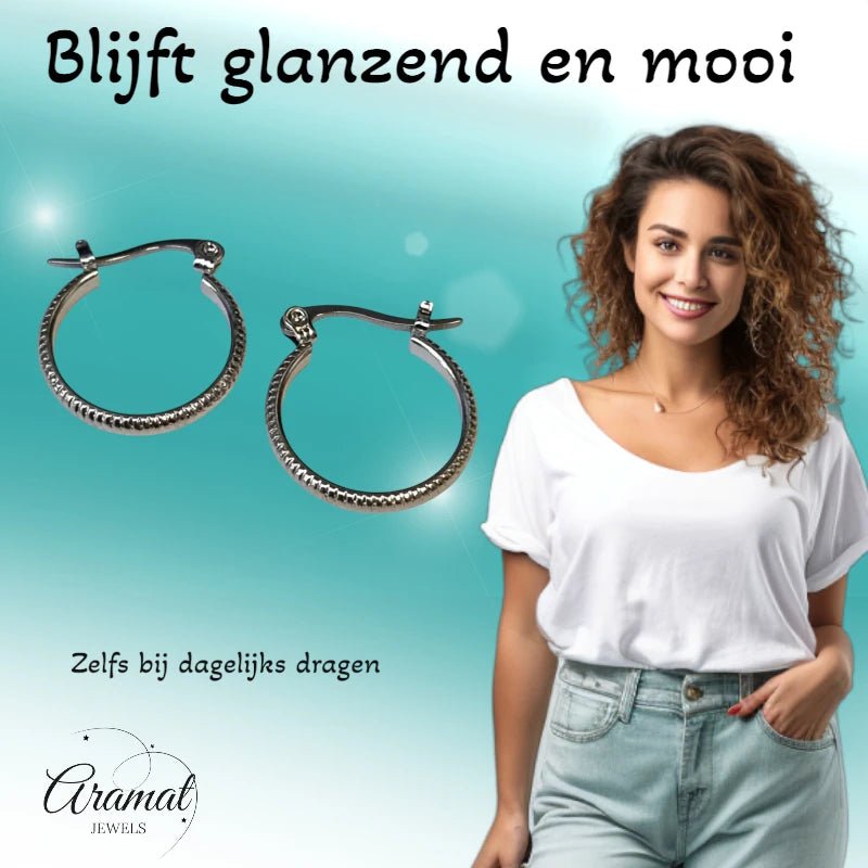 Oorringen – RVS Zilverkleur met Streepjes (18mm) - Aramat Jewels - Oorringen - cadeautip