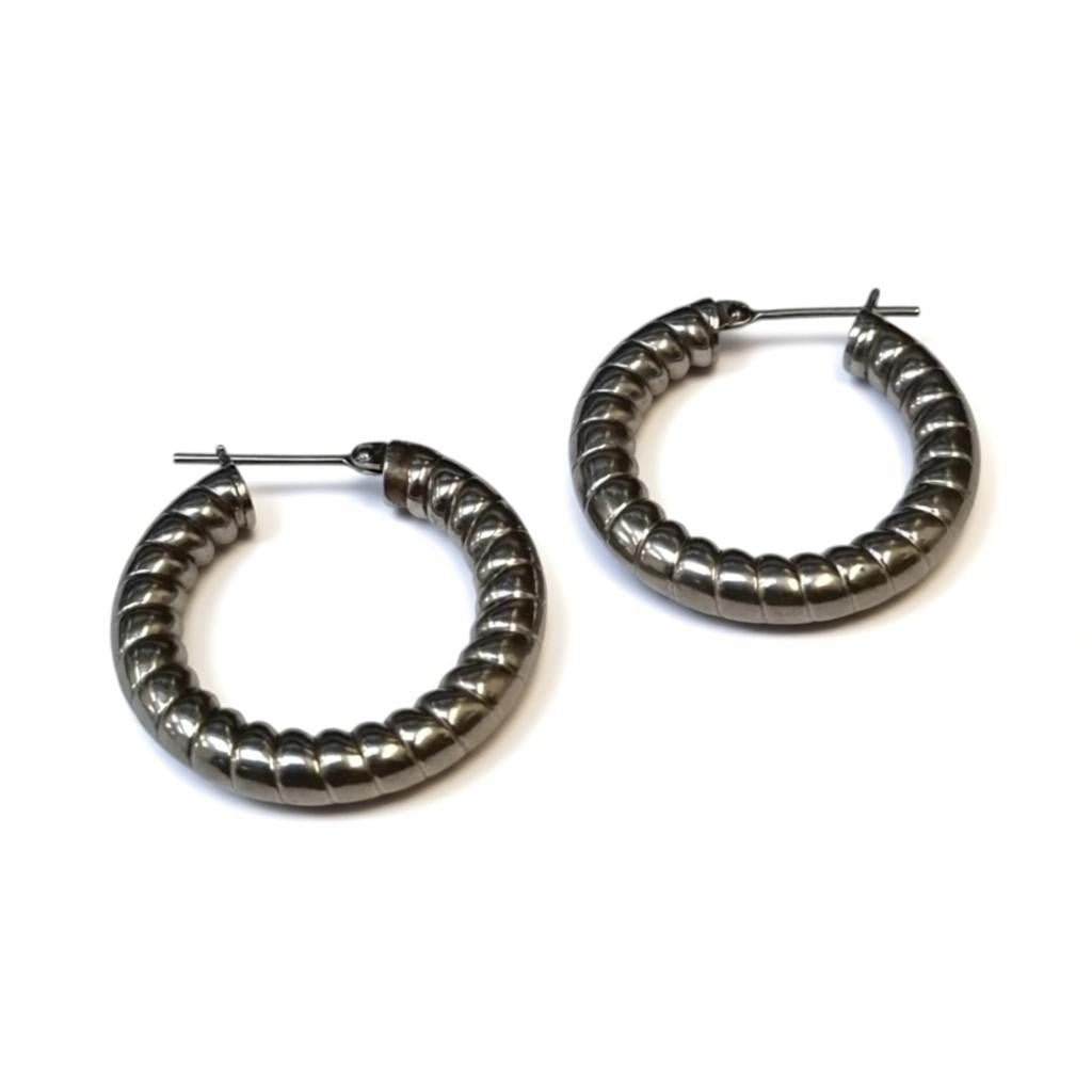 Oorringen – Staal Hol Streep Motief Zilverkleurig (30mm) - Aramat Jewels - Oorringen - cadeautip