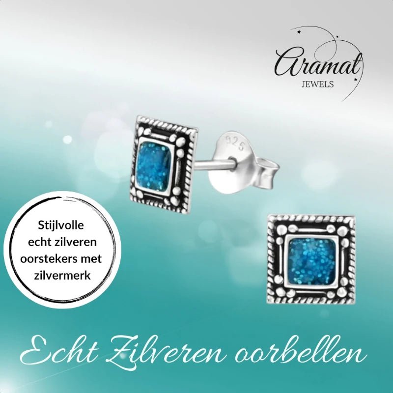 Geoxideerde zilveren studs Bali stijl 6mm vierkant met blauwe glitter, traditionele sieraden voor dagelijks gebruik.