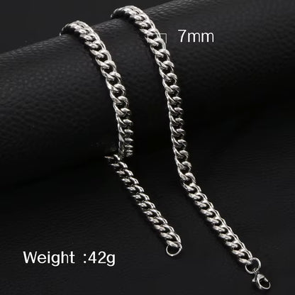 Modern Silver-Colored Gourmet Necklace Stainless Steel