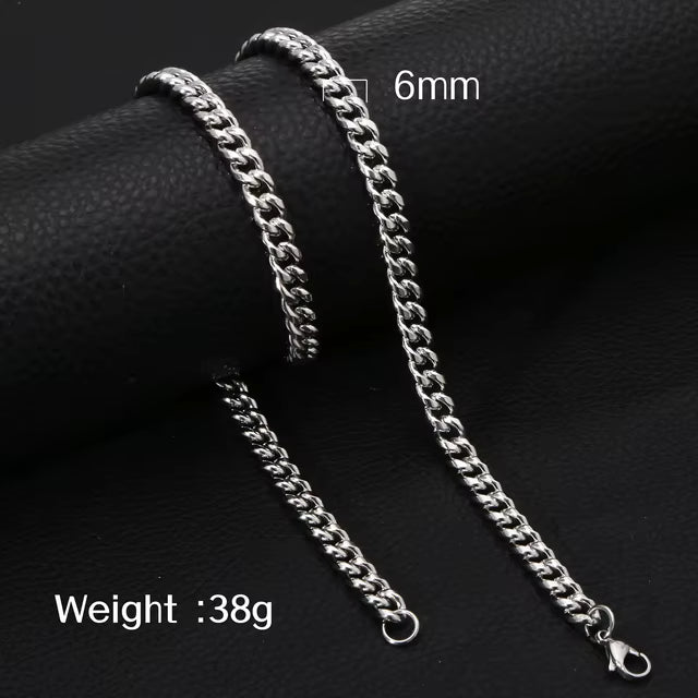 Modern Silver-Colored Gourmet Necklace Stainless Steel