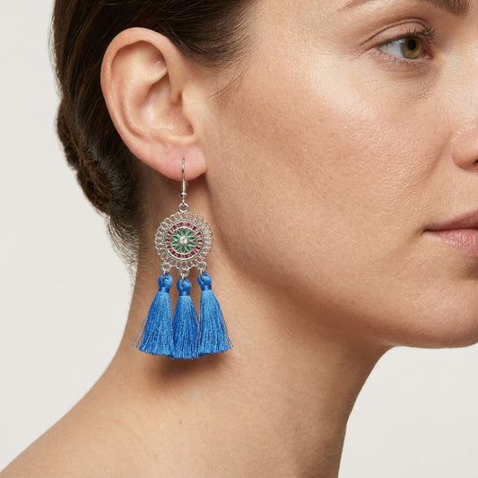 Boucles d'oreilles bohèmes d'été à pompons bleus 75 mm