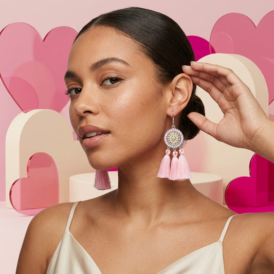 Boucles d'oreilles bohèmes d'été à pompons roses 75 mm