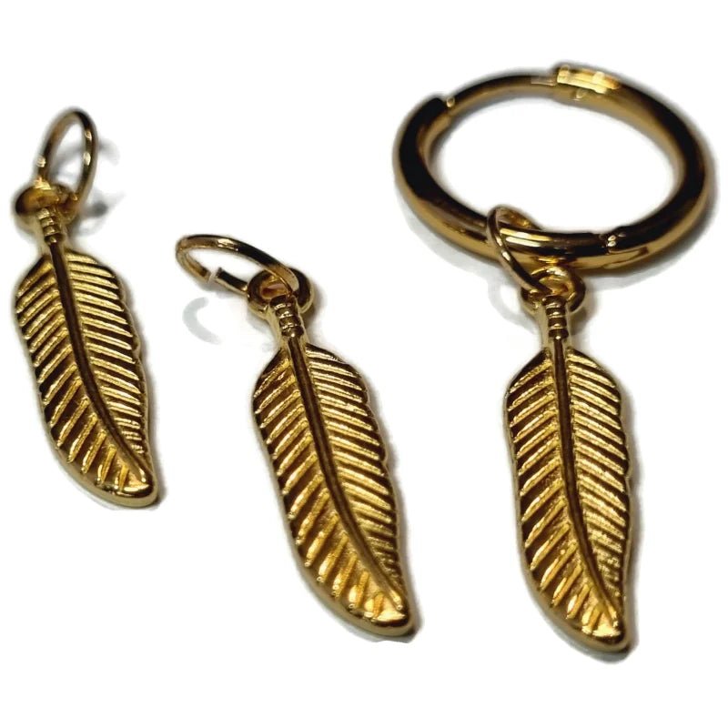 Een paar gouden oorbellen