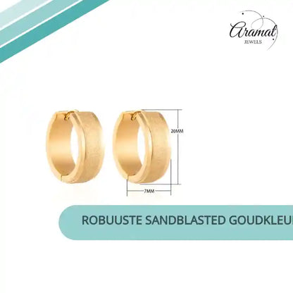 Robuuste Sandblasted Goudkleurige Oorringen by@Outfy