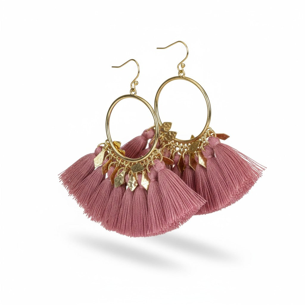 Boucles d'oreilles à pompons avec breloques en diamant