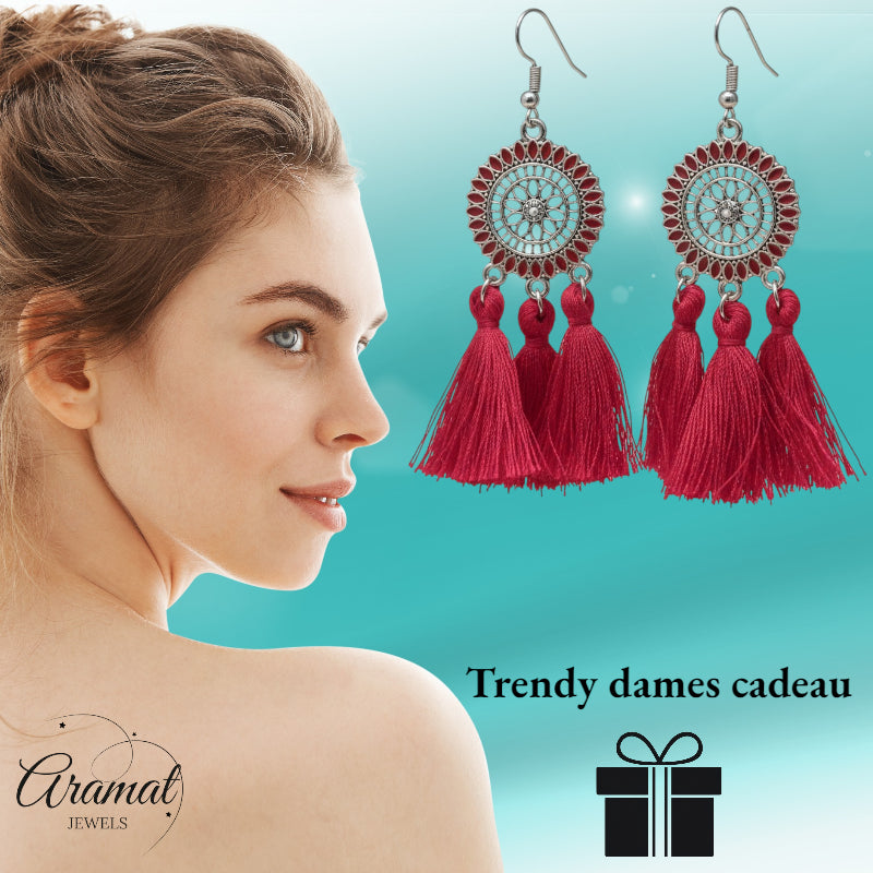 Boucles d'oreilles bohèmes d'été à pompons rouges 75 mm