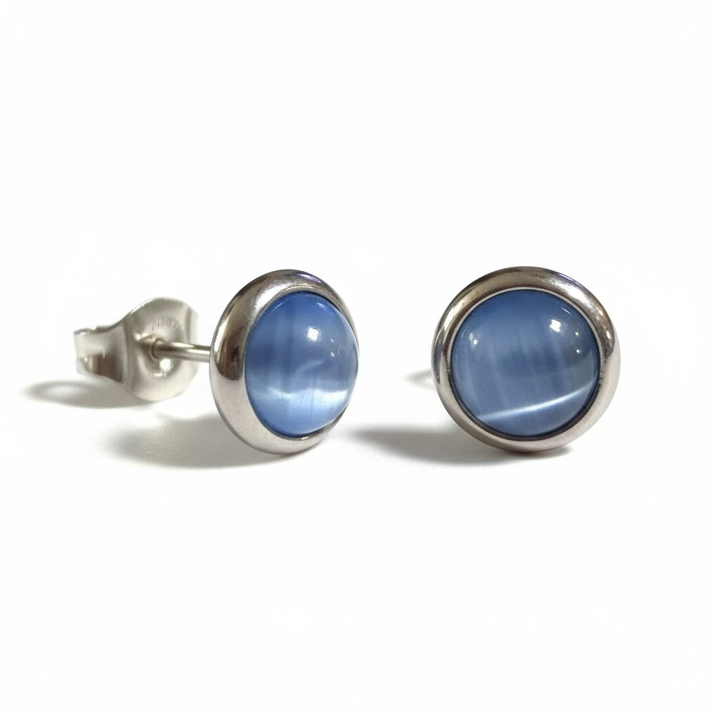 Boucles d'oreilles œil-de-chat en acier 8 mm – Bleu clair