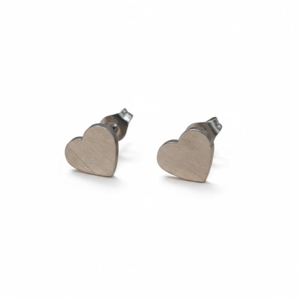 RVS hartjes oorstekers zilverkleur 9mm gesloten hartje, voor de meeste mensen hypoallergeen oorbellen voor dames en kinderen