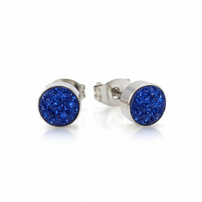 Boucles d'oreilles puces argentées avec cristal bleu foncé – 6 mm 