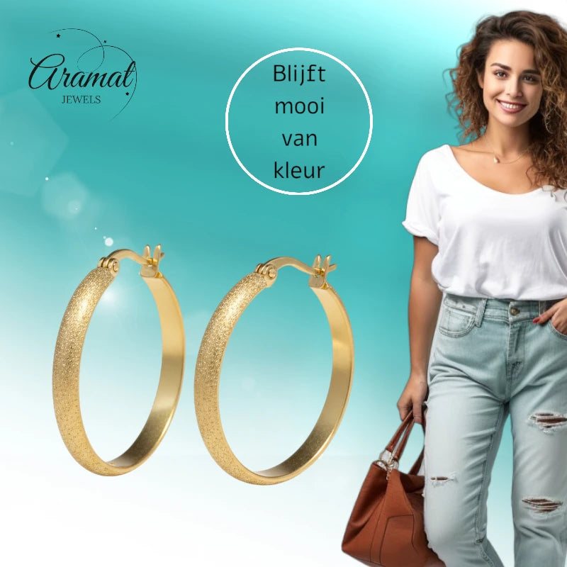 Goudkleurige Matte RVS Oorringen Sandblasted - 30 mm