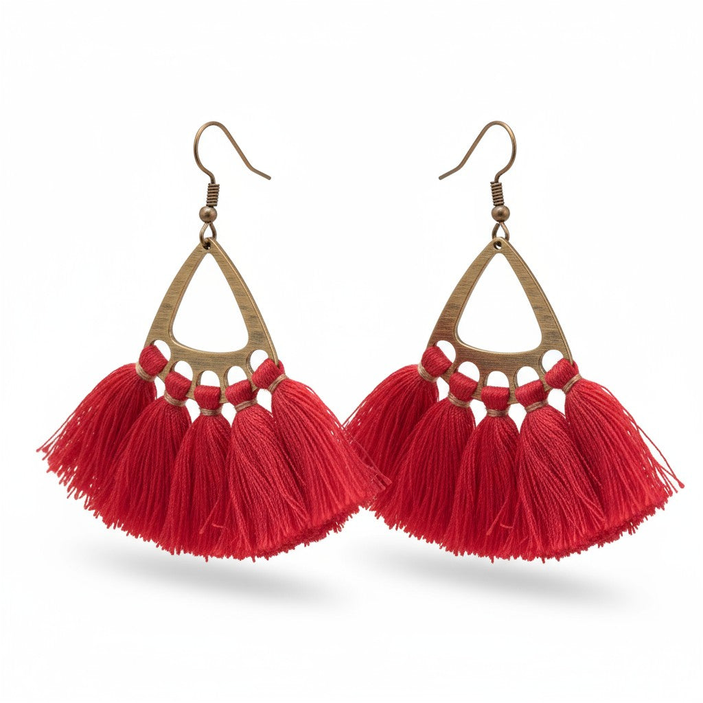 Boucles d'oreilles bohèmes à pompons – Rouges 55 x 30 mm