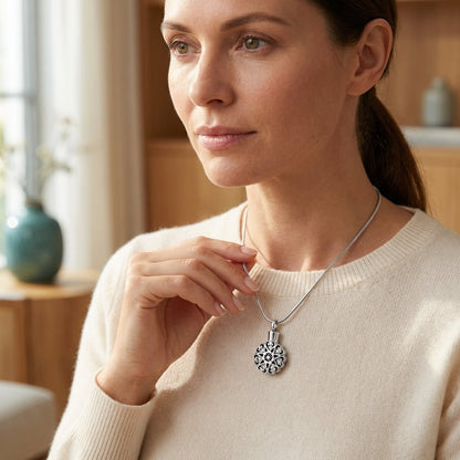 Ronde Keltische ashanger staal met zirkonia - Aramat Jewels - Gedenkhangers - cadeautip